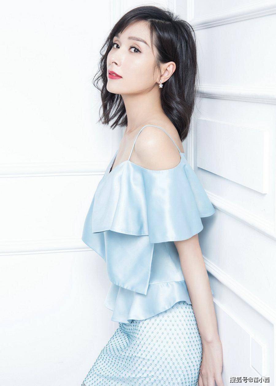 身材 47岁的杨恭如到了大婶的年纪,却还是少女身材,照样会穿又高级