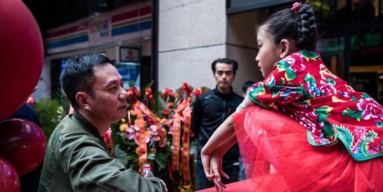 现实|专访孔令平、王智：《世上只有妈妈好》谈社会现实