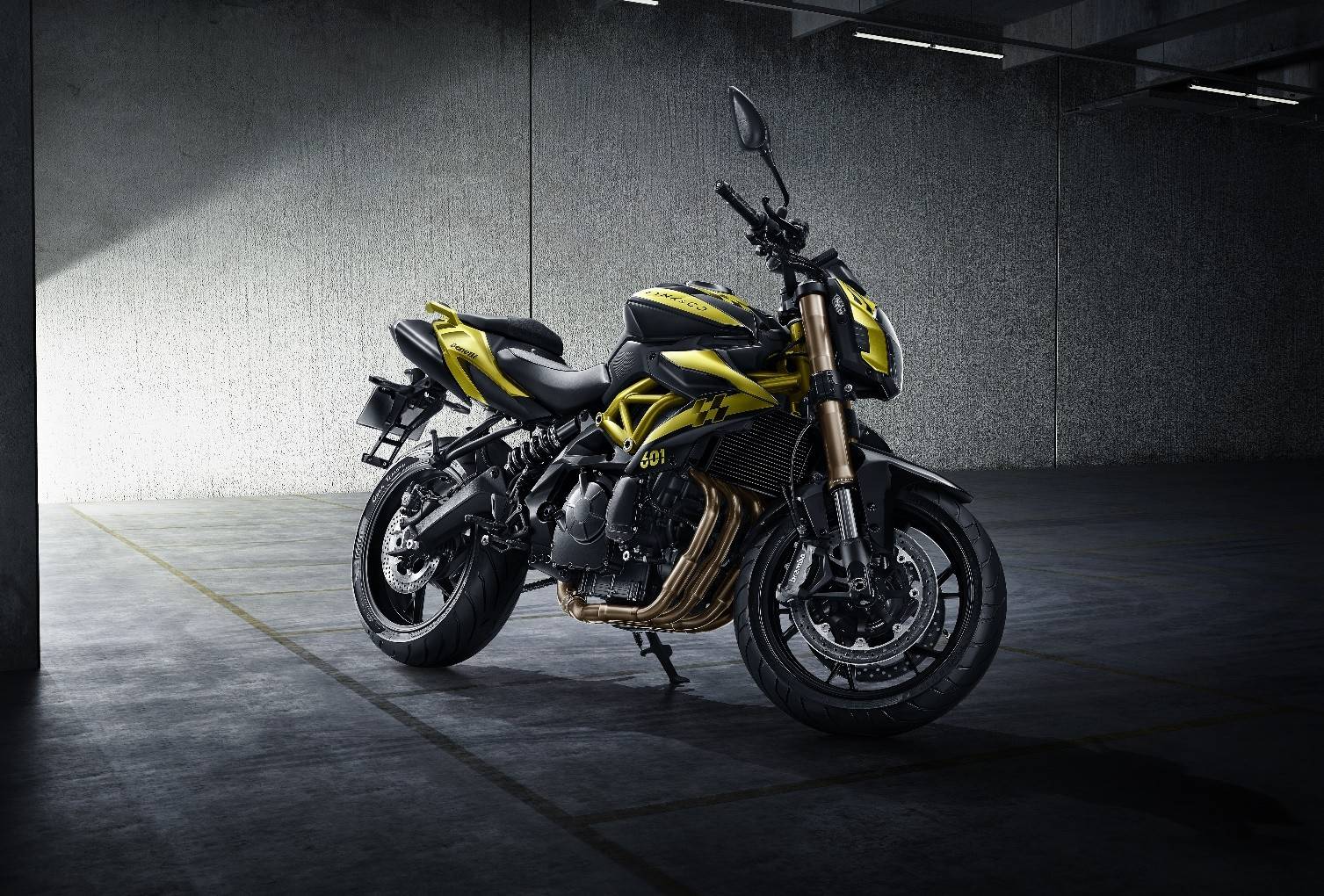 全新性能伙伴高燃来袭,领克联名款摩托车正式上市,售价5.38万元