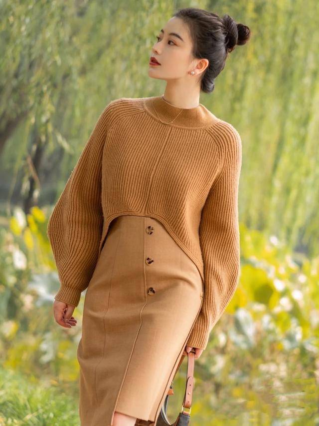 毛衣 14°C需要穿羽绒服吗？怎样穿着更舒适，一起来看看吧