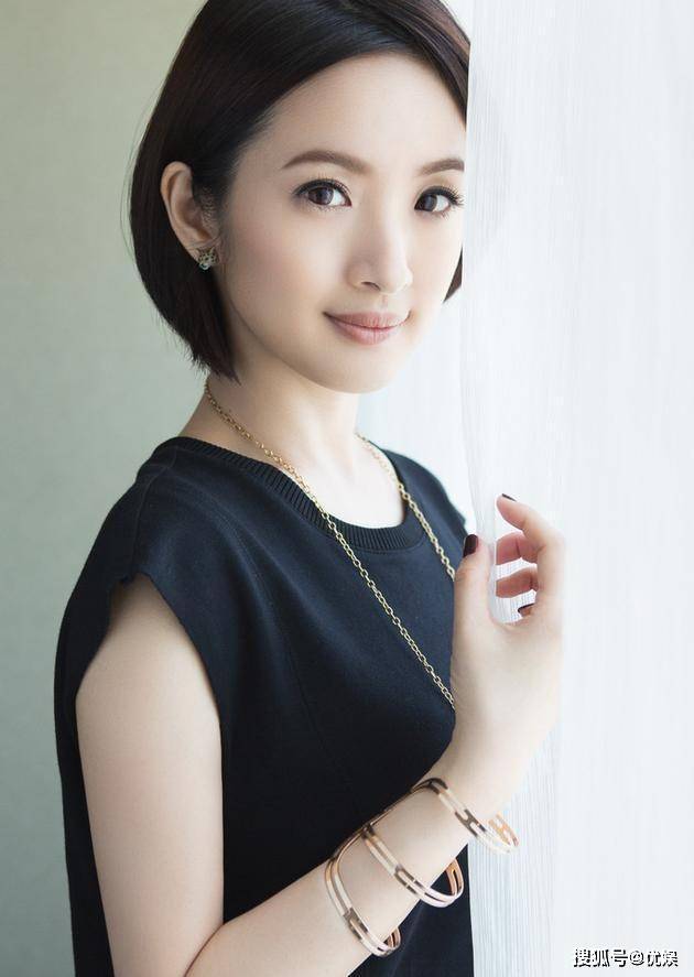 原创终于顺利产下女婴,林依晨母女平安,也是积极地回应外界的祝福