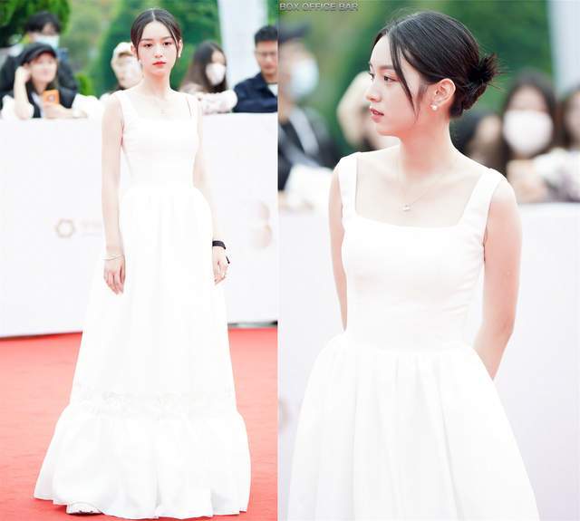 横店 周也礼服配球鞋,王丽坤古装发髻配西装!这场红毯也太随意了吧