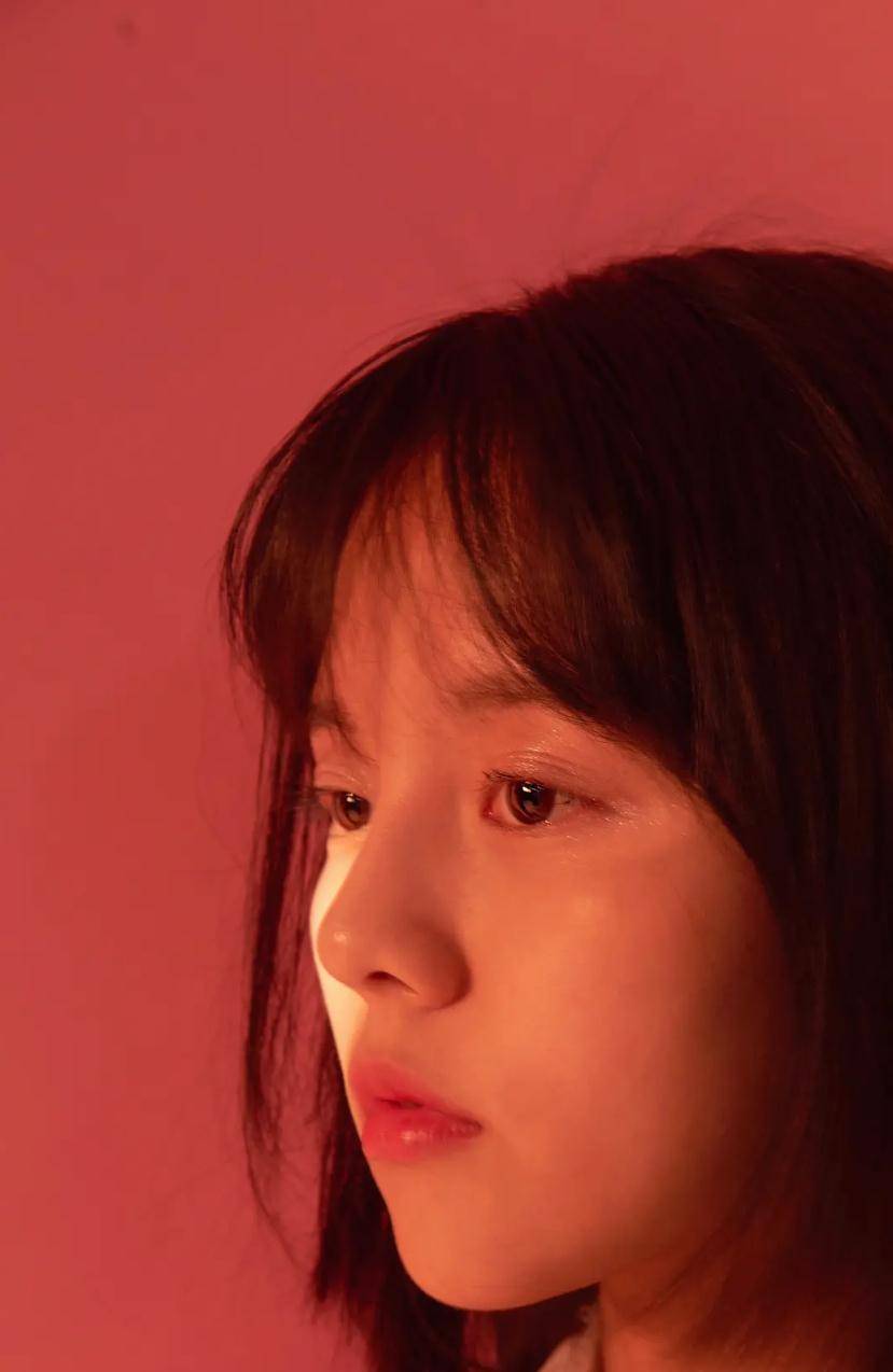 演技|《伪钞者》烂尾了，但这三个演员相信你还会继续关注