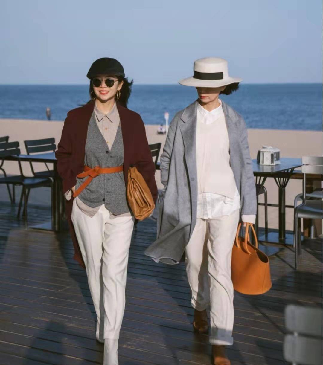 学三木 50岁女人别只顾保暖，学三木妈妈这样穿，减龄时尚还优雅