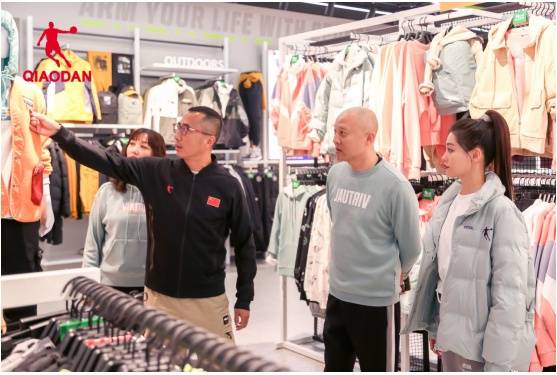 奥特莱斯 乔丹体育郑州杉杉奥特莱斯店焕新升级，祝绪丹热力助阵！