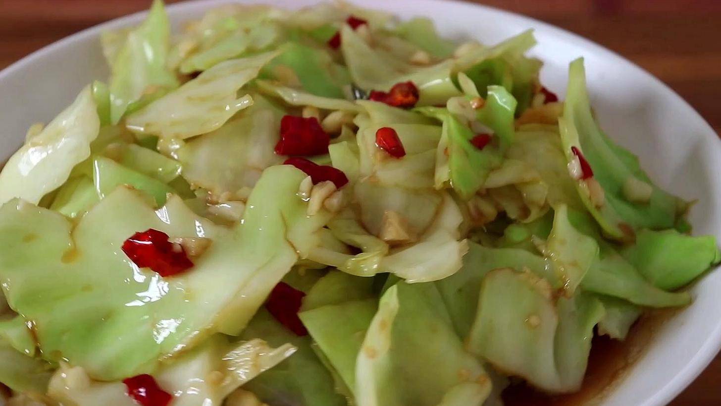 原创凉拌手撕包菜的做法清脆可口香辣开胃营养又健康