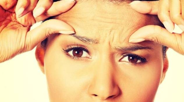 症状|肝不舒服的人,会有3处变黄、2处变臭,若你全没中,肝还算健康!