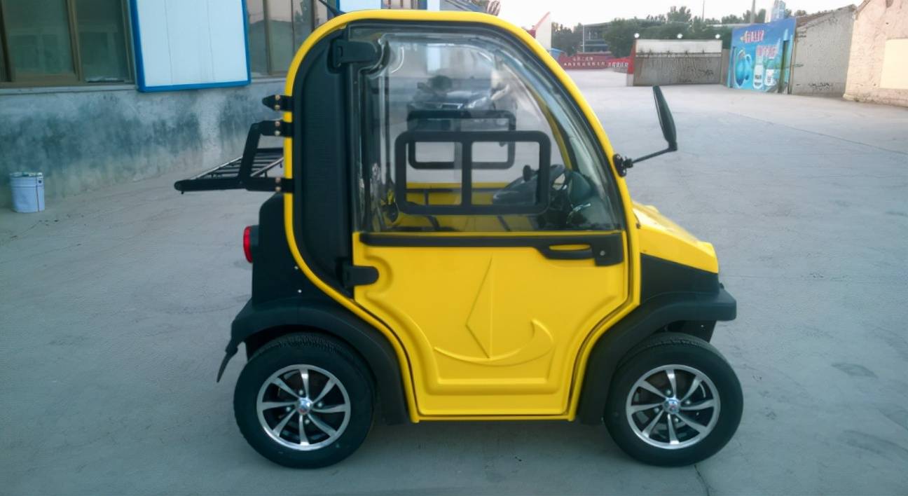 老年代步车即将合法化上路需满足三个条件