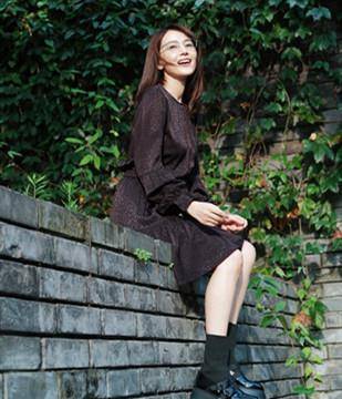 毛衣 高圆圆谢霆锋难得同框,穿毛衣帅哥面前变小女人,两人合体超养眼