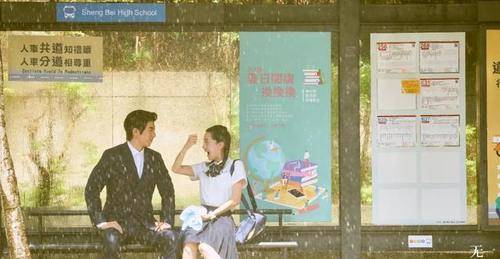 新作|《想见你》团队新作《无神之地不下雨》今晚10点独播