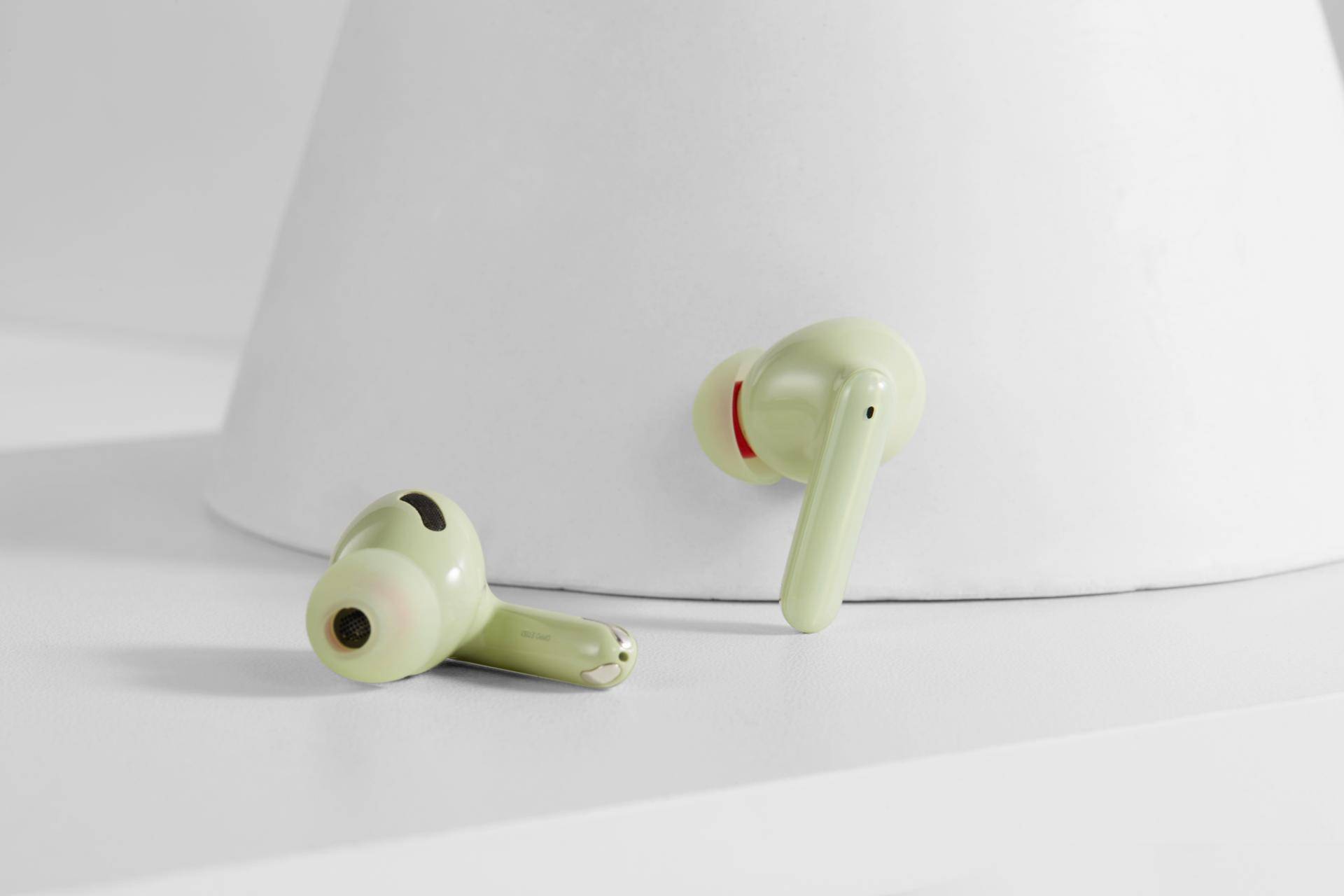 600元预算乔欣同款耳机oppoencox丹拿调音双重双核降噪