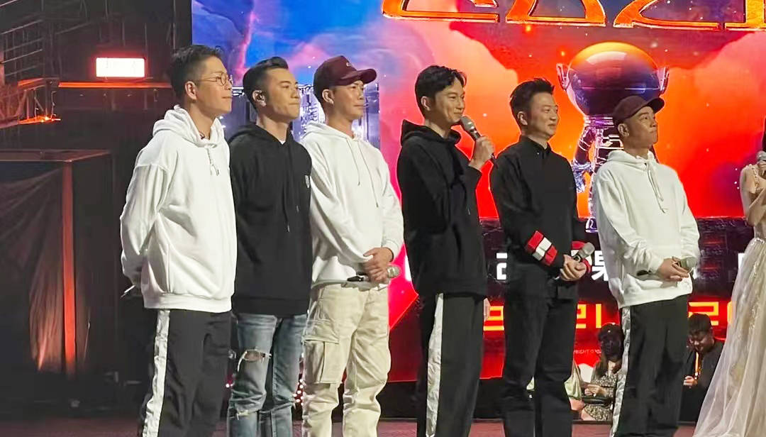 张晋|芒果发布会:综艺片单新鲜出炉,11位哥哥亮相精彩亮相,大湾区合体清唱粤语歌