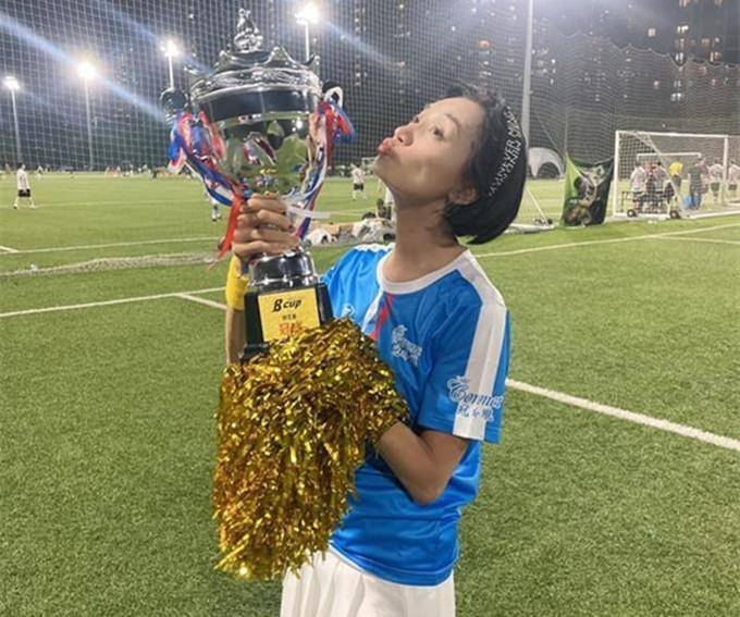 原创蓝凤凰谈佩珊近况曝光一度转行卖保险52岁成催眠治疗师