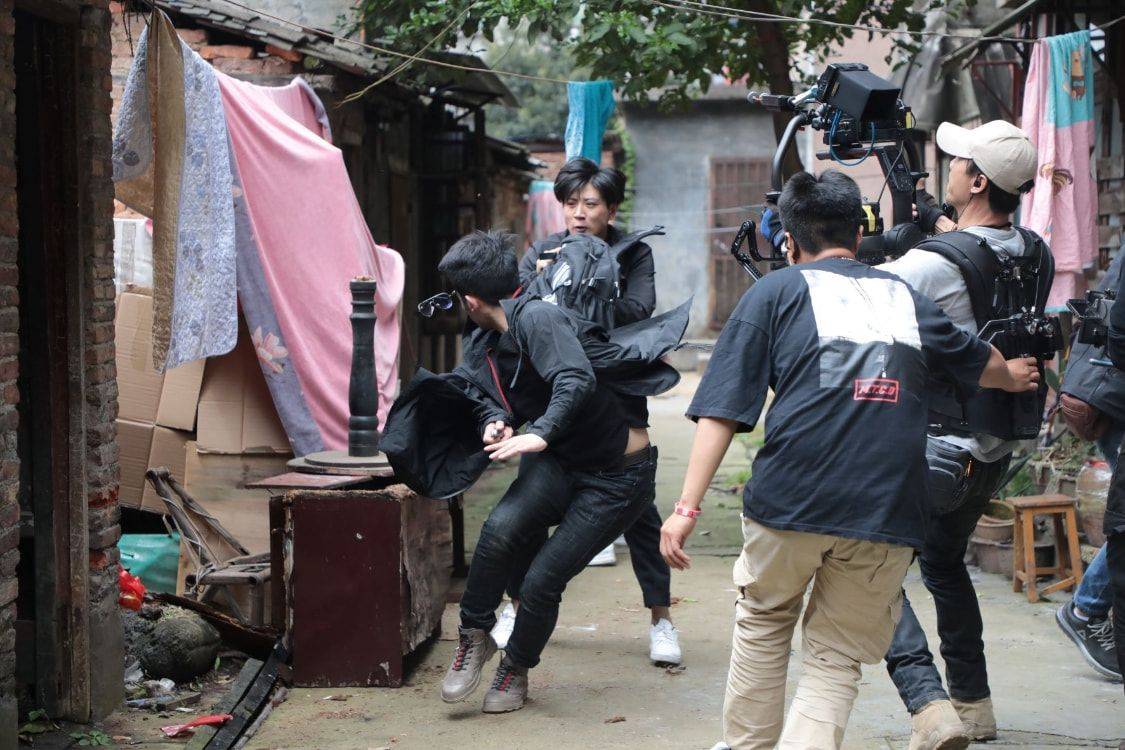 电影|高晓攀新片惨遭“扑街”，上映12天仅2.6万票房，导演都懒得宣传