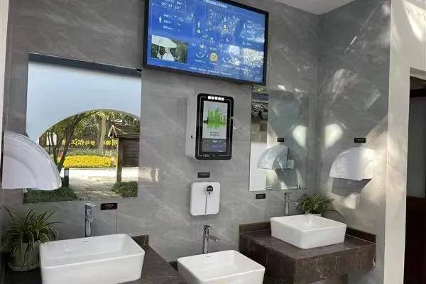 方便整洁智能松江这些厕所正在角逐最美