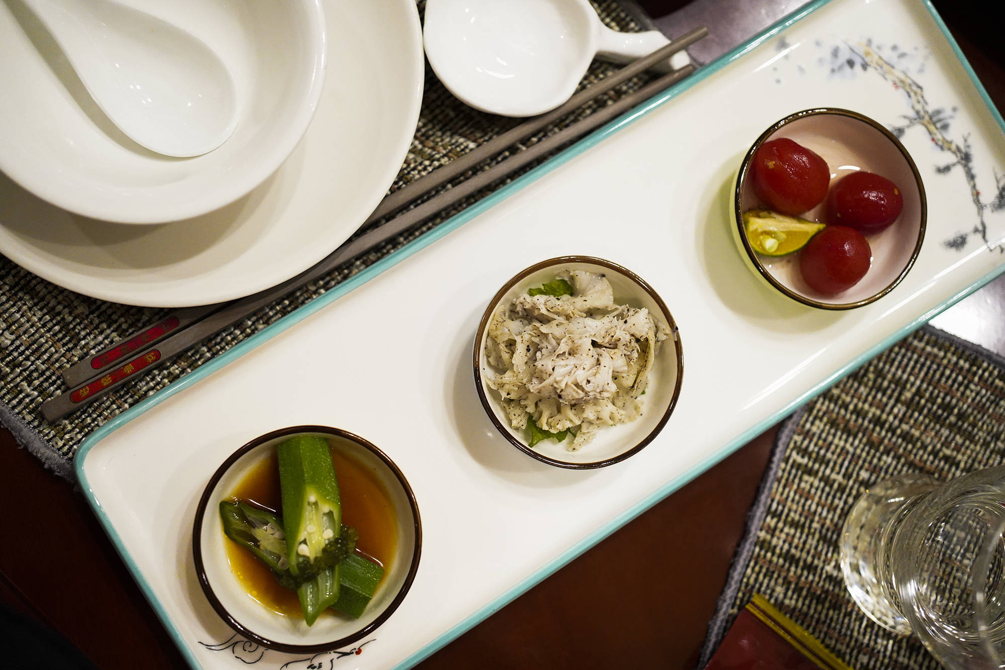 原创半碗饭半份菜广东佛山一家饭店菜品由老板首创每日客源爆满