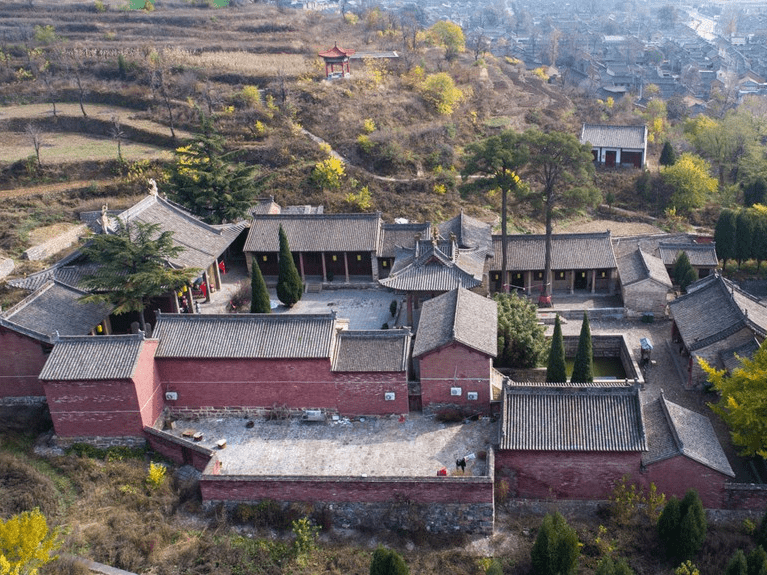 1/5山西晋城藏着一座岱庙,被大家称作:冶底岱庙或泽州岱庙.