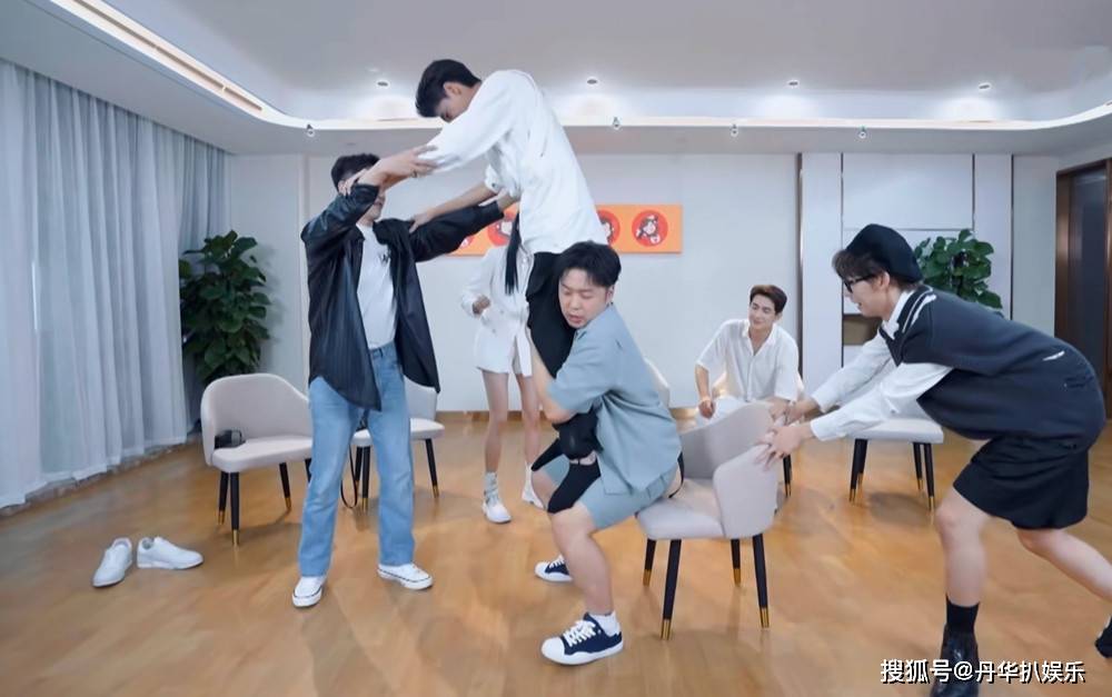 智商|《最后的赢家》：李易峰被关密室，关晓彤成智商担当，杜海涛绝了