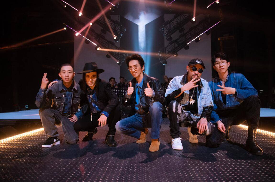 节目组|哥哥成团，1人借兄弟躺赢，1人靠兄弟逆袭，1人输在兄弟“多情”