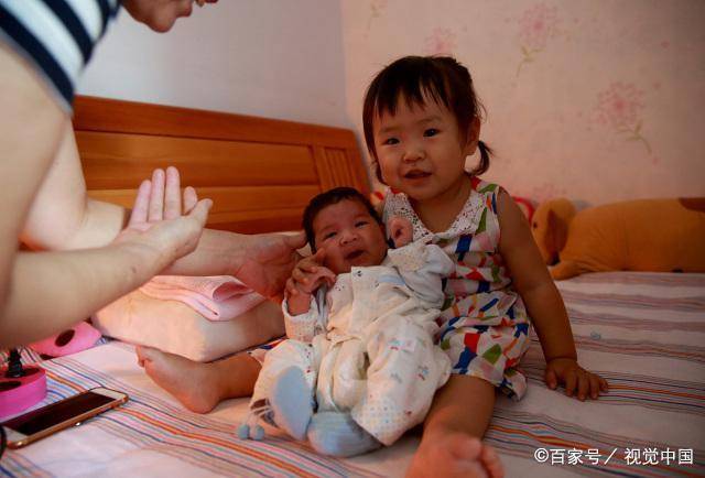 智商|二胎比头胎更聪明？也就是看起来而已，头胎的智商高有事实依据