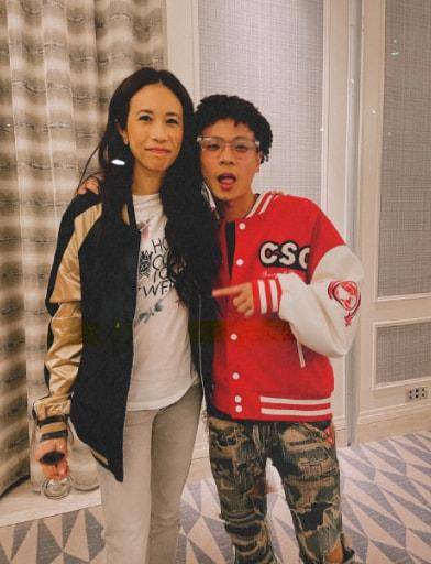 布瑞吉|布瑞吉晒与偶像干妈及嫂子合照，袁咏仪戚薇应采儿齐出镜，好欢乐