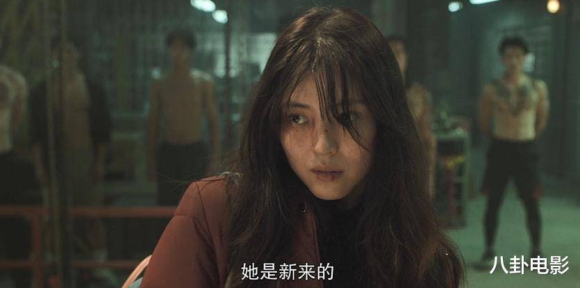 因为|网飞这大女主戏真是爽爆了，少女复仇卧底警局，真相始终扑朔迷离