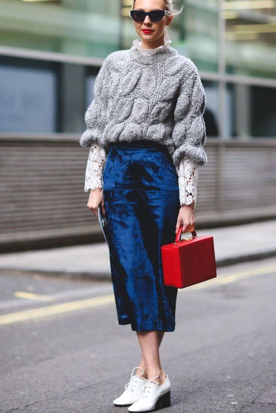 层次 毛衣今冬流行这么穿，巨美！