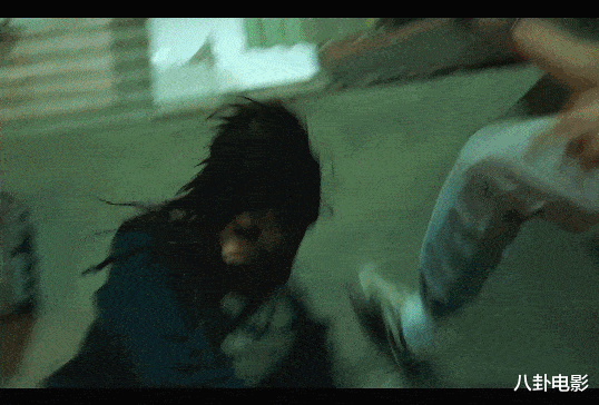 因为|网飞这大女主戏真是爽爆了，少女复仇卧底警局，真相始终扑朔迷离