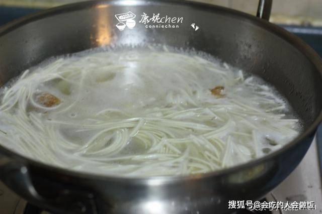 夏天|早餐风雨无阻，女儿说：“妈，早餐还是简单点，吃这些容易饿！”