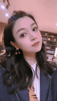 发型圆脸女孩的本命发型，赵露思早就玩明白了！