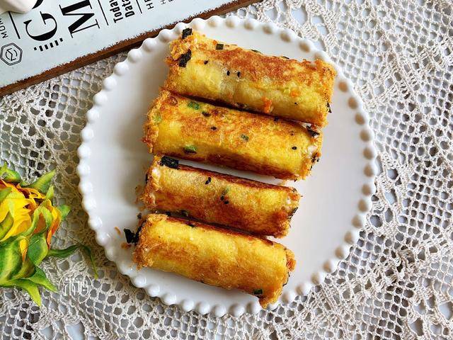 做法|最近孩子迷上它，早餐宵夜都要吃，柔软焦香还拉丝，5分钟就搞定