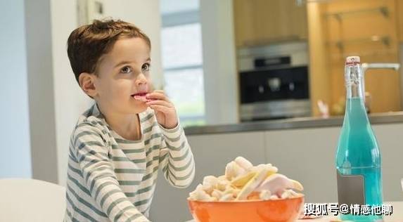 三个阶段|教育孩子要避免这两个误区,培养出孩子的好习惯