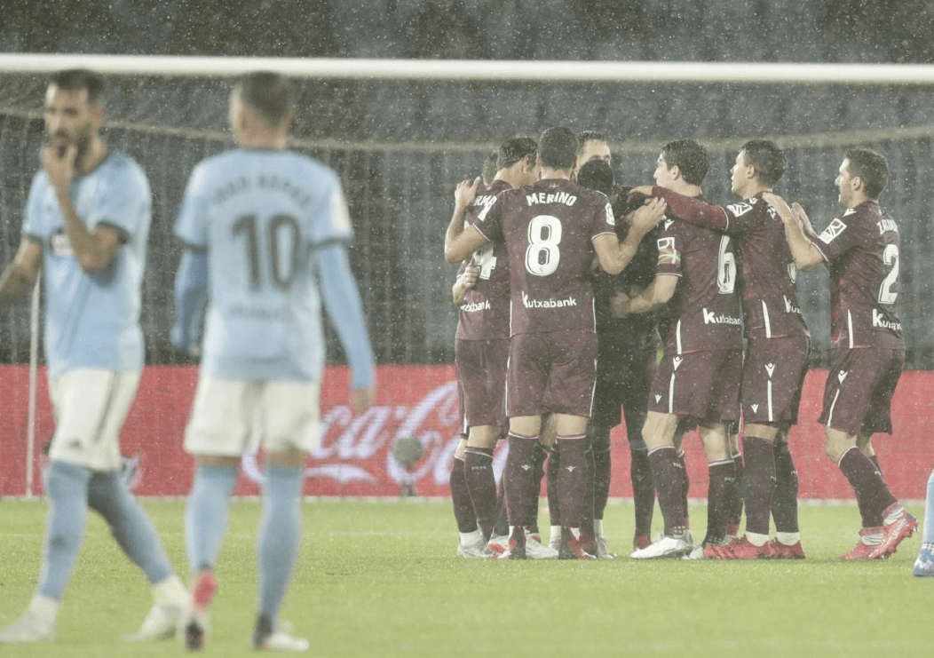 西甲积分排行_4-1!2-0!西甲积分榜变天:3大黑马争进欧战,西班牙人快超越巴萨