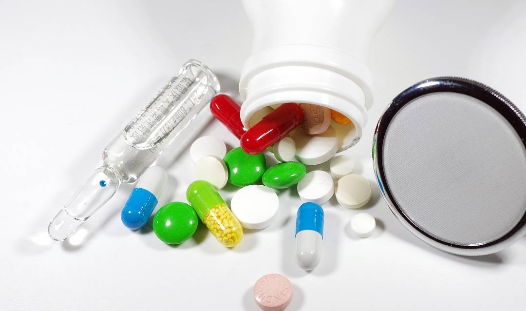 治疗|两大抗生素“阿莫西林”和“头孢”要认清，用对是宝，用错是害药