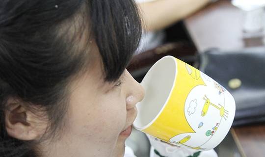 天气冬天总是会脸发红发烫，到底咋回事？是哪里出现了问题？