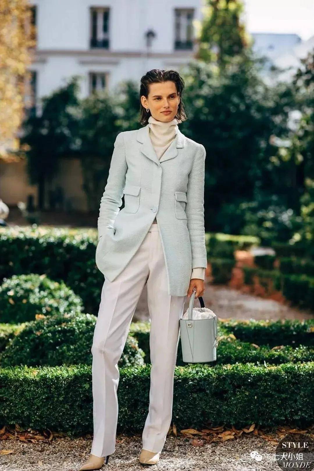 毛衣 一件烟管领毛衣=秋冬最有气质的万能内搭