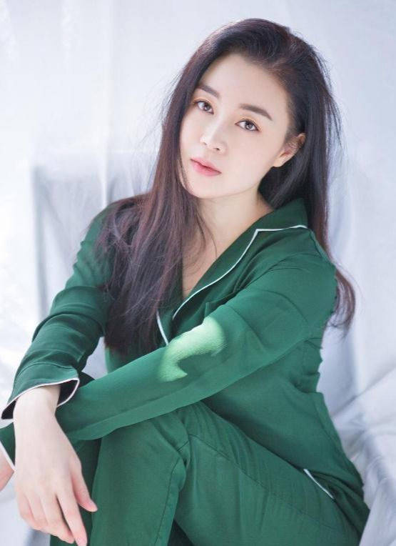 丫蛋和赵本山上春晚演不差钱走红又结婚生子如今过得如何