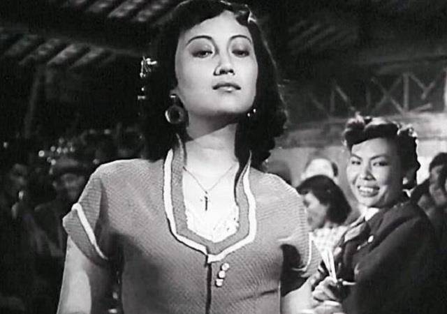 军衔|胡敏英:《英雄虎胆》里狡诈的女匪,少校军衔,晚年为何喝农药?