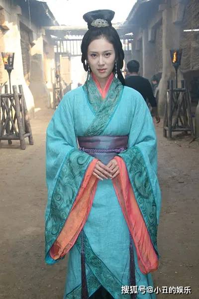 于和伟|《新三国》的“小乔”，《庆余年》的“柳姨娘”，如今38岁的赵柯