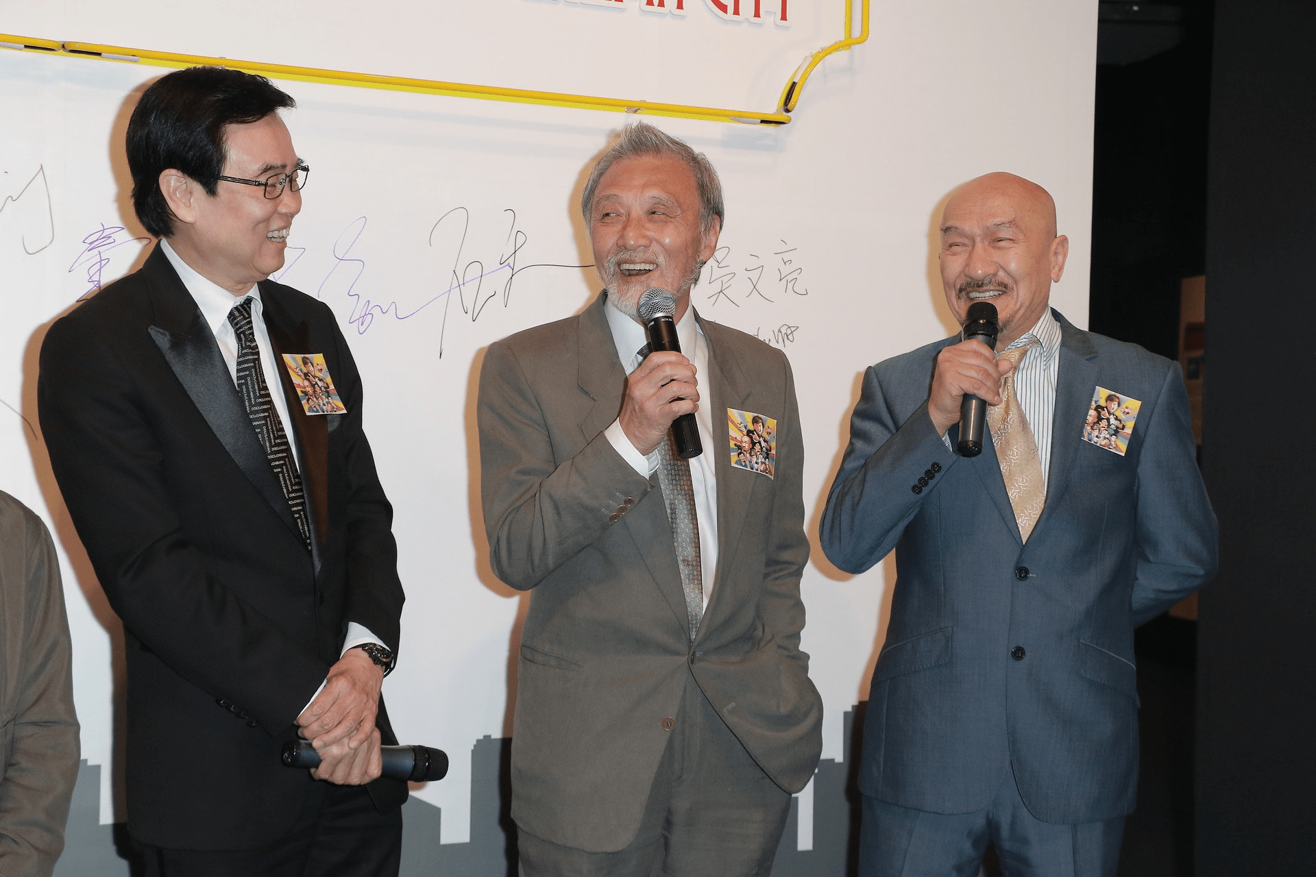 回望这些年,石天的命运终究随港片沉浮,被仰望过