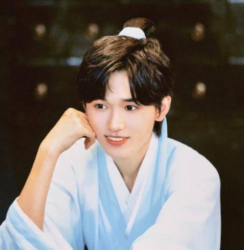 家族|退出《天天向上》后，王一博将加盟这档综艺，看到嘉宾粉丝心安了