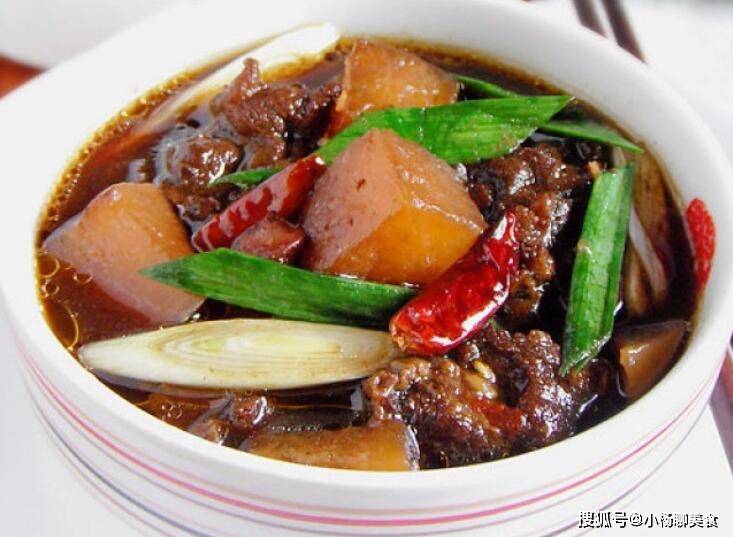 牛肉怎么炖简单好吃 9c816278110f49da870e295033a49a45.jpeg