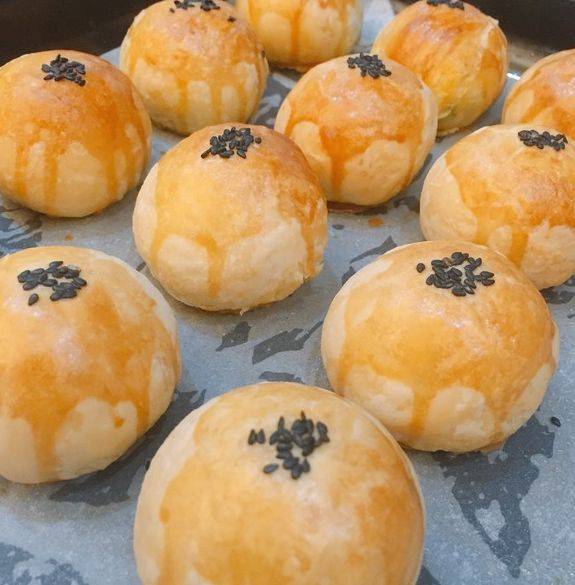 冠上|零食控的福利,满足味蕾,有了这些零食瞬间嗨翻天!