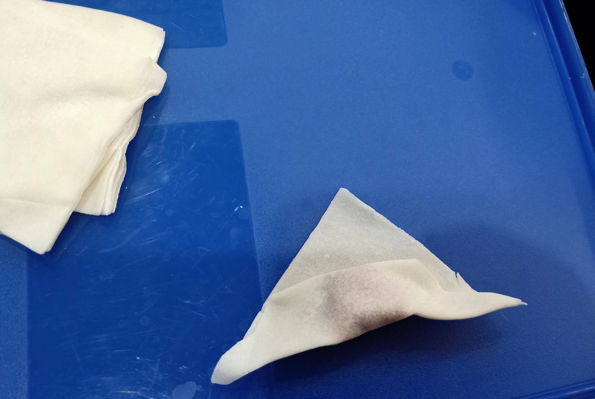 神兽|娘儿俩的早餐火了,不要低估神兽的胃口,满满一桌,转身就光盘