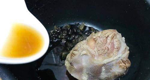 佼佼者|出乎意料的简单，卤牛腱是早餐快手菜中佼佼者，其中有关键告诉你