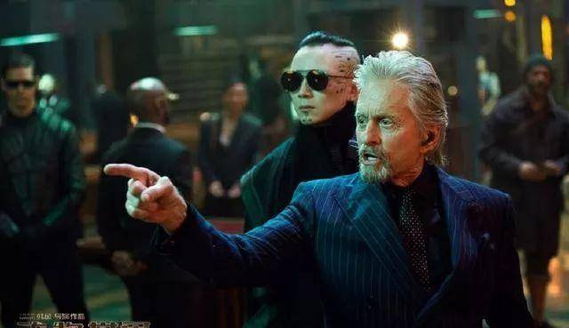 网络版|《动物世界》李易峰群夸，第二部借5百万又上船？网友为啥不买账