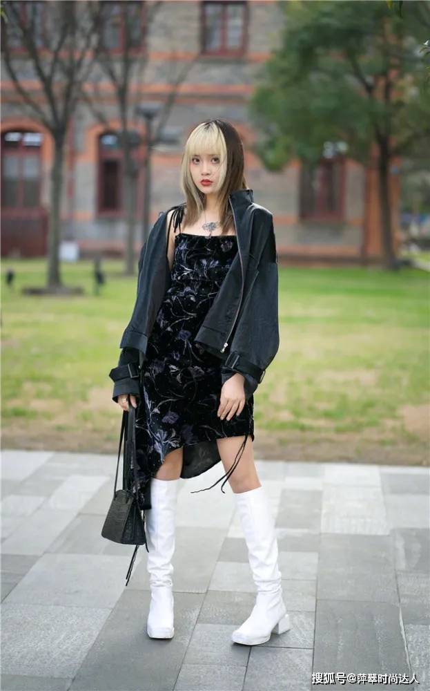 脚踝 今年秋冬最火的3双靴子，超显腿长还巨时髦，照着穿就对了