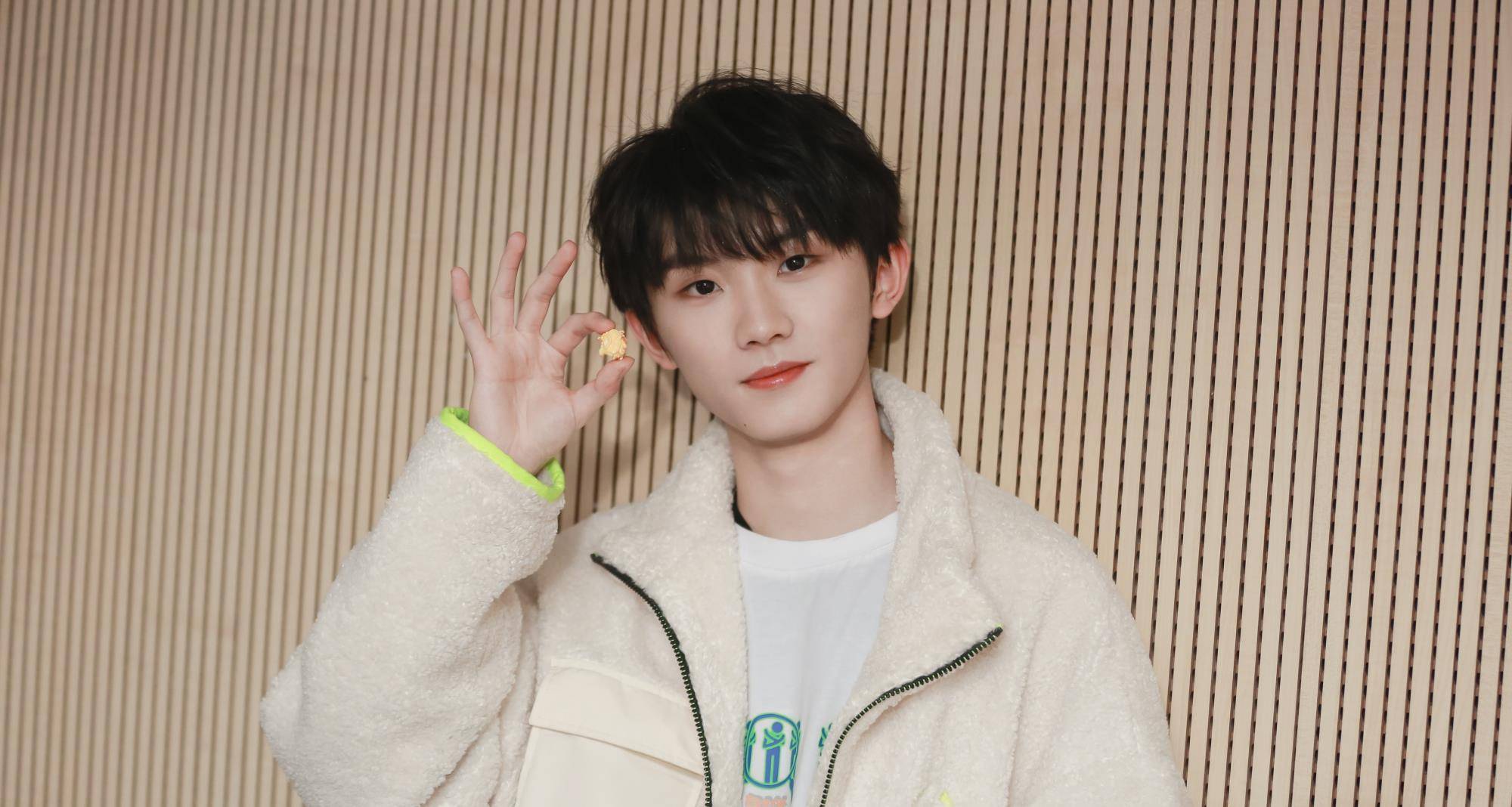 家长|追光少年or宝藏男孩？给马嘉祺的标签可以更亮眼一些