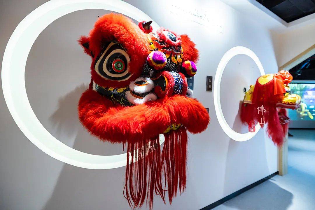 广东有个酷炫的展馆,不仅颜值高,还有超多黑科技和沉浸式互动_黄飞鸿