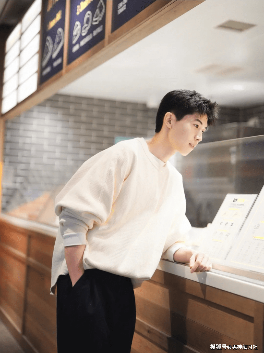 个性 脱掉外套就见光死，有些男生还是先为自己挑件合格的内搭吧